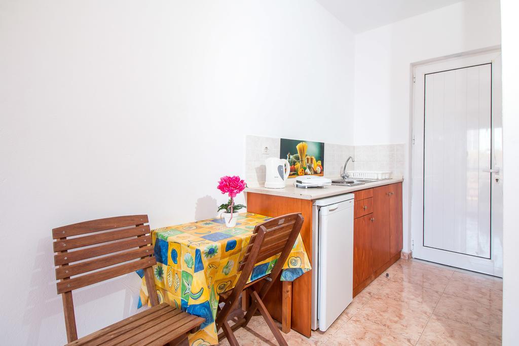 Mosaic Gardens Apartment Faliraki Exterior foto